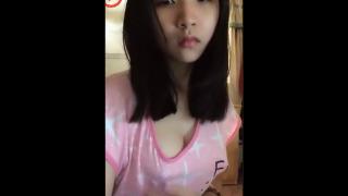 Vietnam girl show her small on live cam